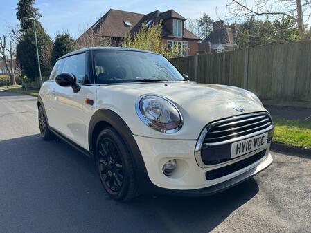 MINI HATCH 1.5 Cooper 3-Door Hatch