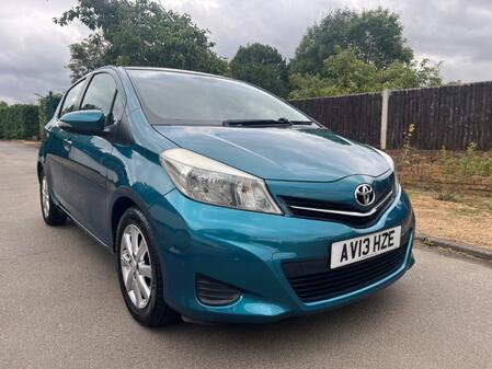 TOYOTA YARIS 1.3 Dual VVT-i TR
